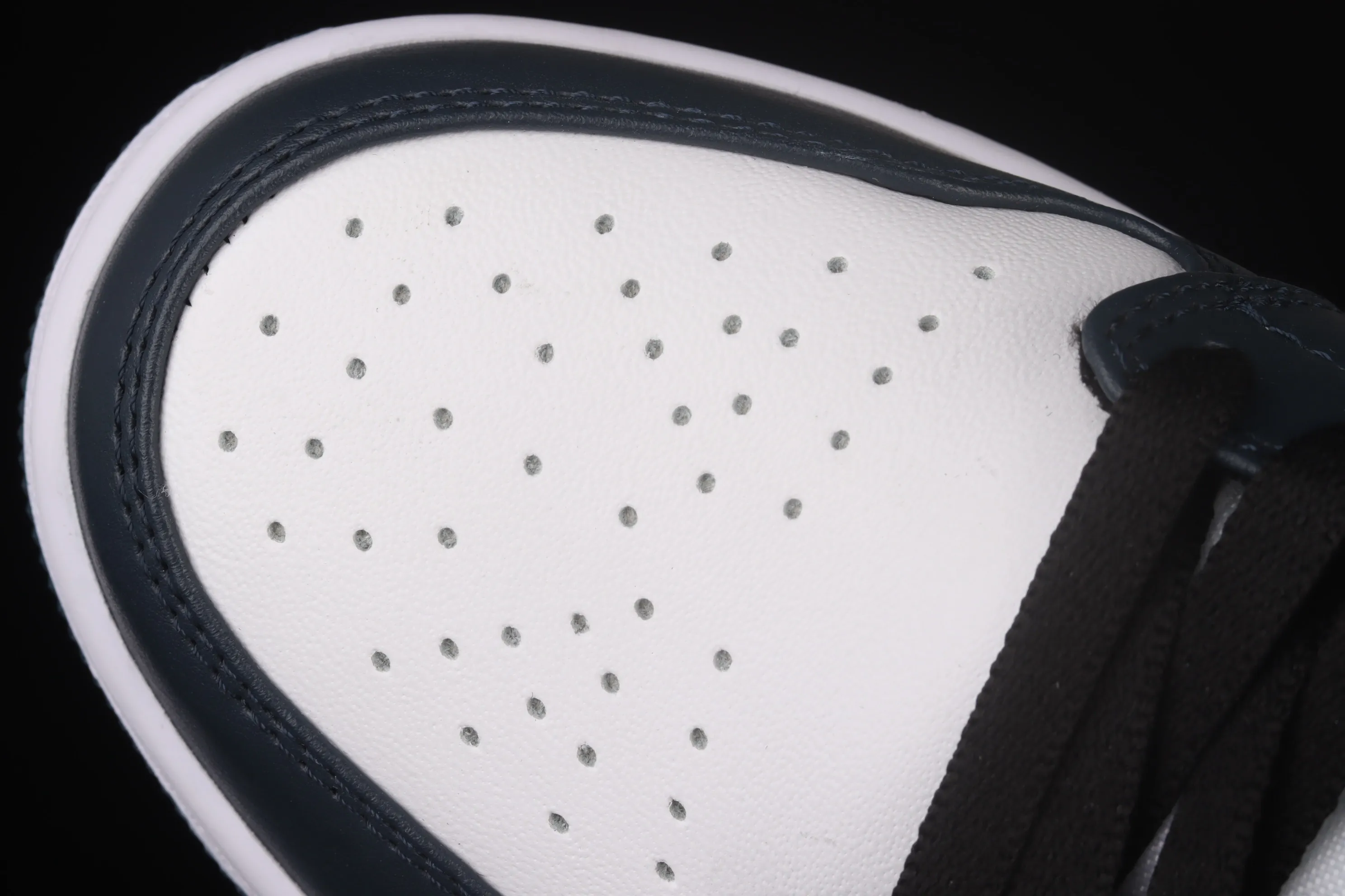 All categories Air Jordan Jordan series basketball shoes Air Jordan 1 Mid Different versions Air Jordan 1 Mid "Dark Teal" AJ1 Qiao 1 Qinglan China basketball shoes 554724-411